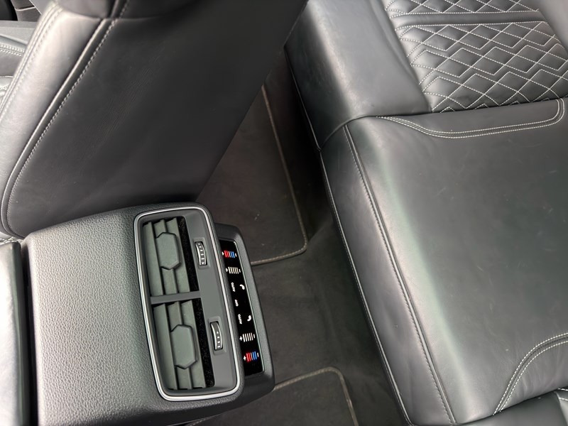undefined Audi e-tron fra 2022