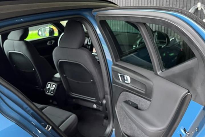 undefined Volvo XC40 fra 2023