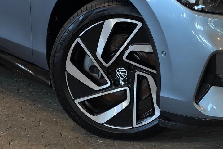 Blå VW ID.7 fra 2026