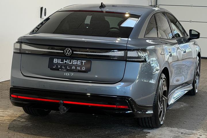 Blå VW ID.7 fra 2026