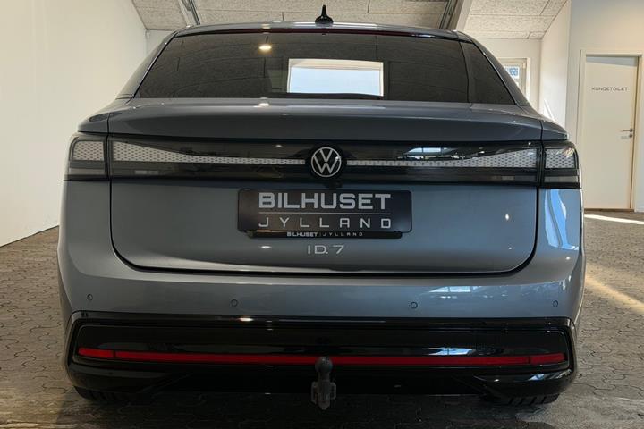 Blå VW ID.7 fra 2026