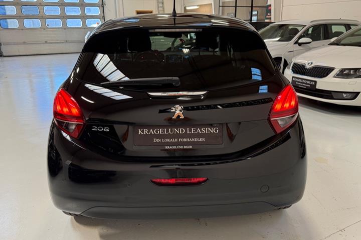 undefined Peugeot 208 fra 2018