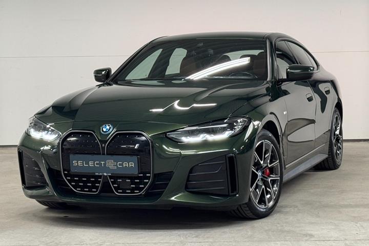 Grøn BMW i4 fra 2024