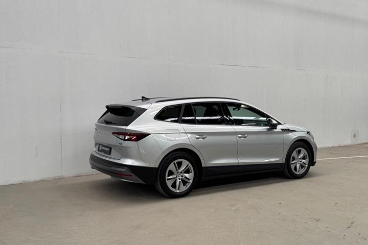 Sølv Skoda Enyaq fra 2023