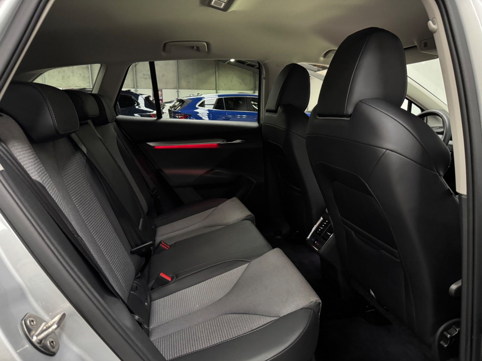 Sølv Skoda Enyaq fra 2023