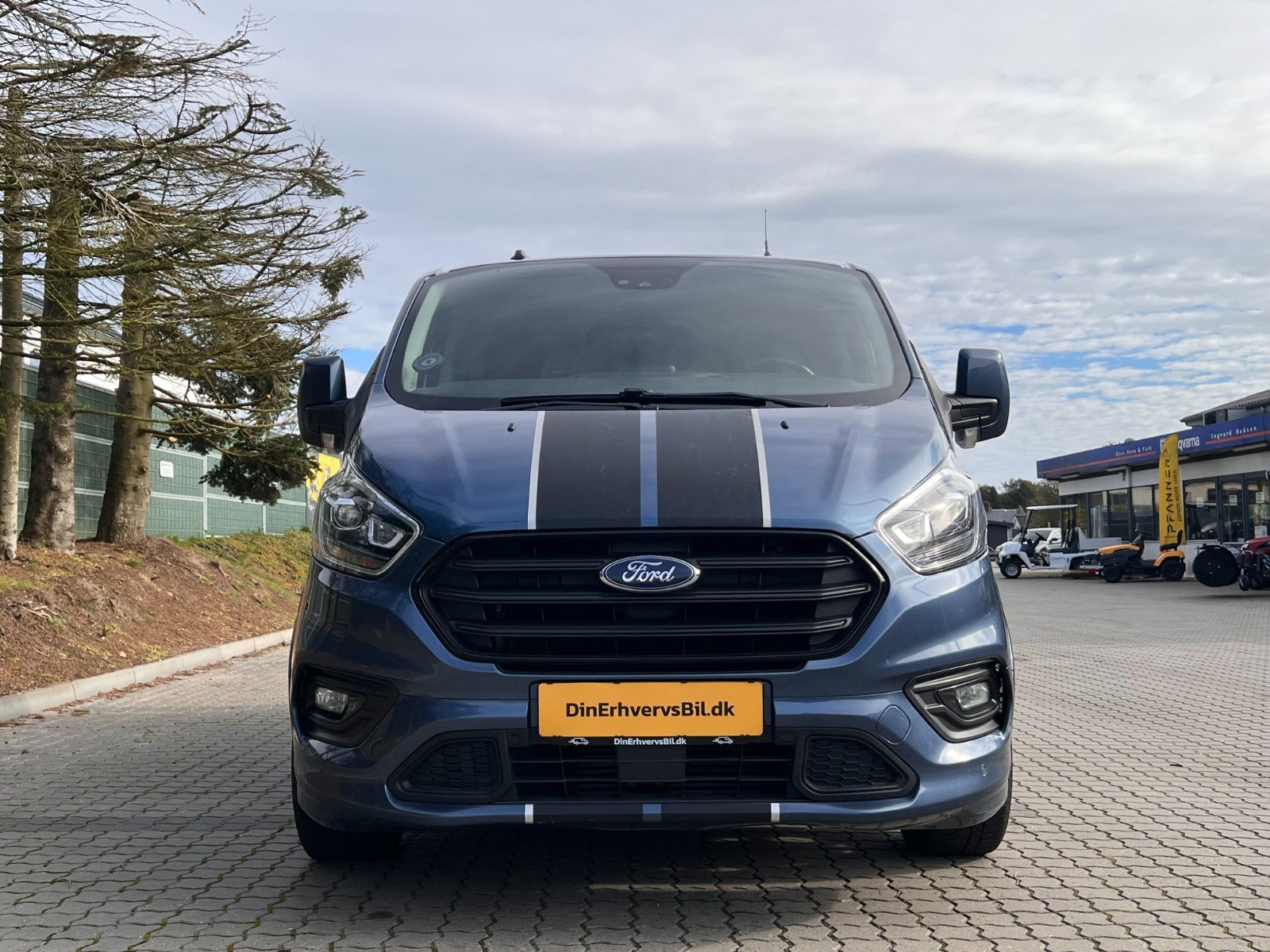 Blå Ford Transit Custom 320 L1 fra 2021