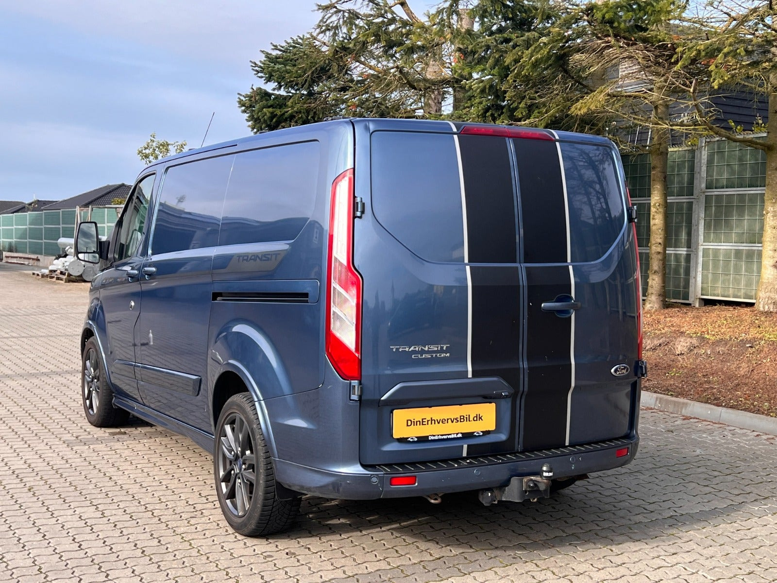 Blå Ford Transit Custom 320 L1 fra 2021