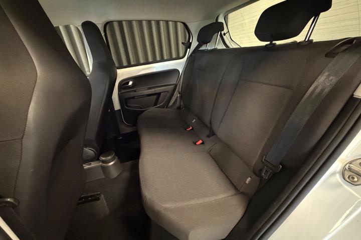 Hvid VW UP! fra 2018