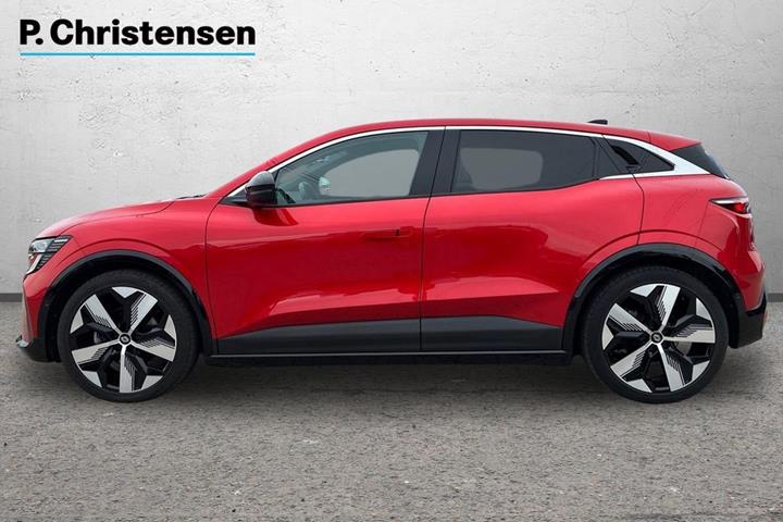 Rød Renault Megane E-Tech fra 2023