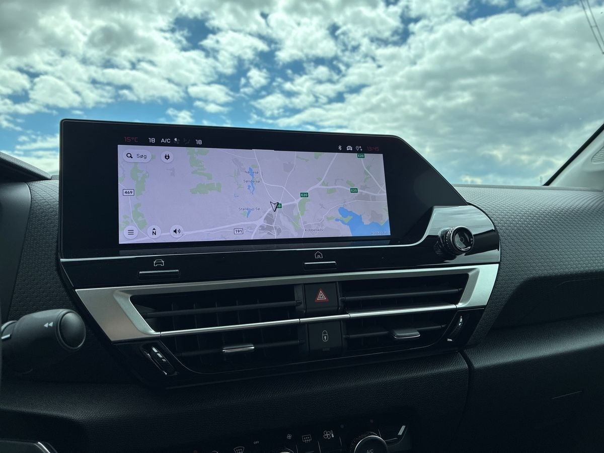 Grå Citroën ë-C4 X fra 2025
