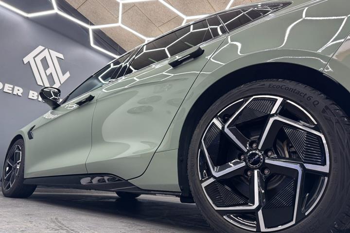 Grå BYD Seal fra 2024