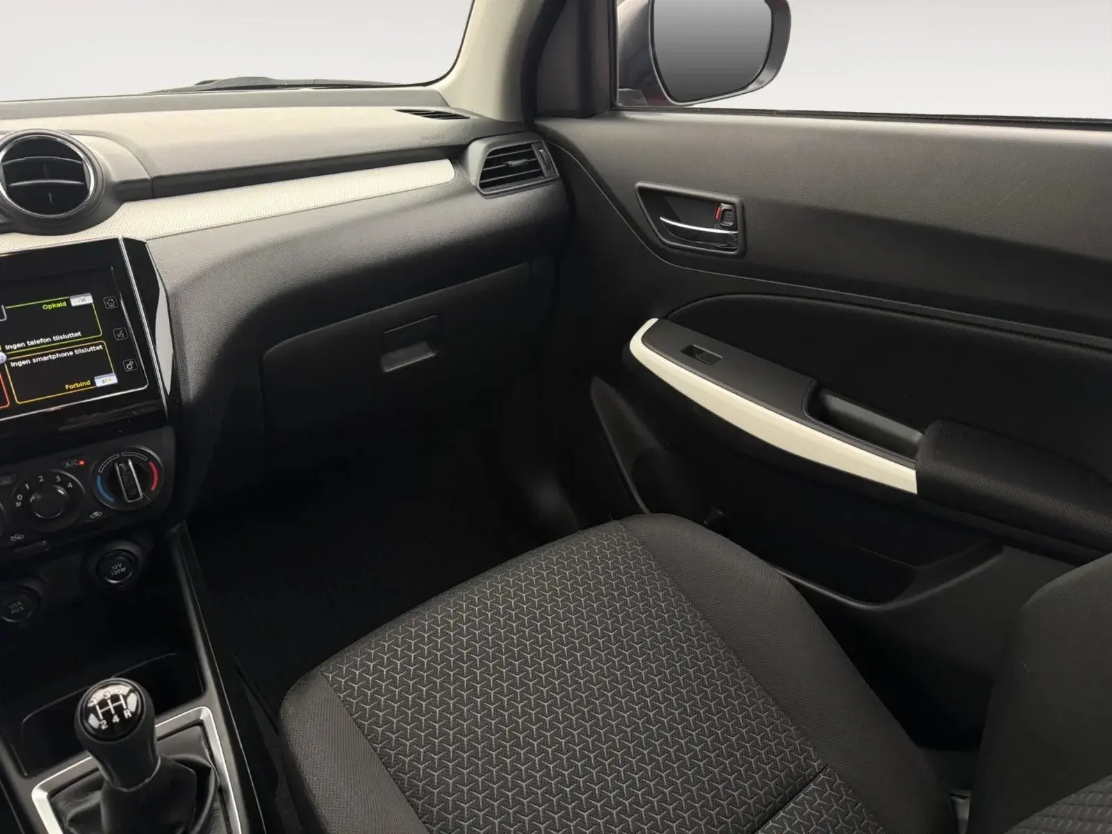 Rød Suzuki Swift fra 2020