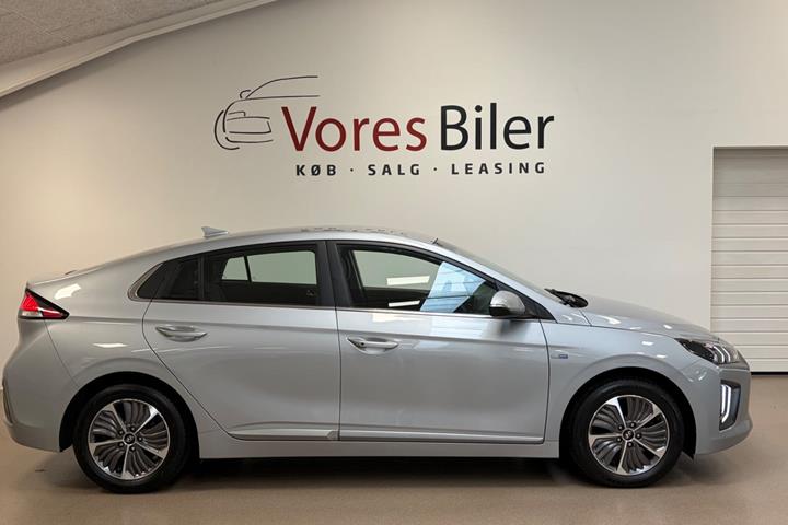 Sølv Hyundai Ioniq fra 2020