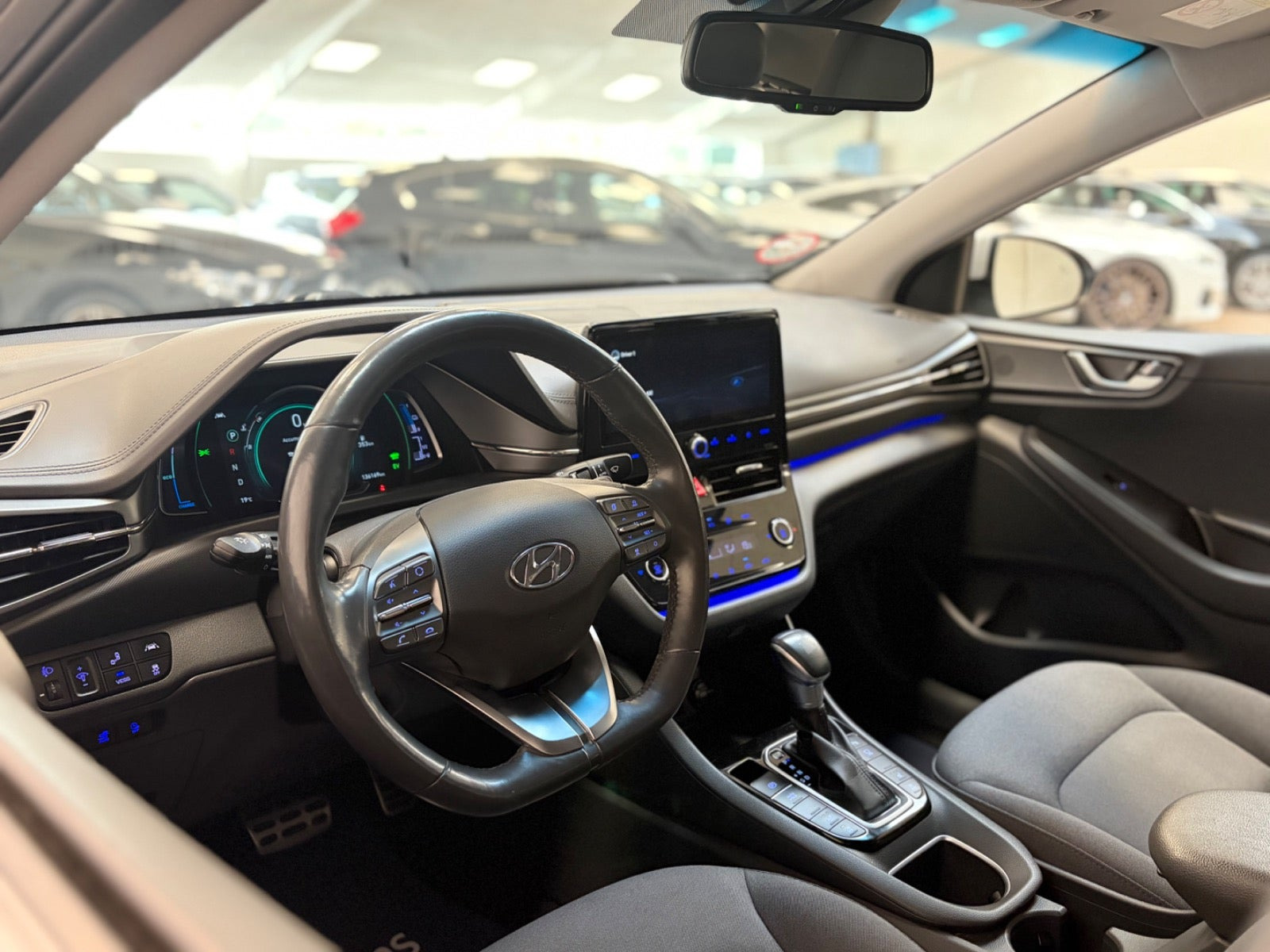 Sølv Hyundai Ioniq fra 2020
