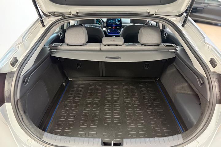 Sølv Hyundai Ioniq fra 2020