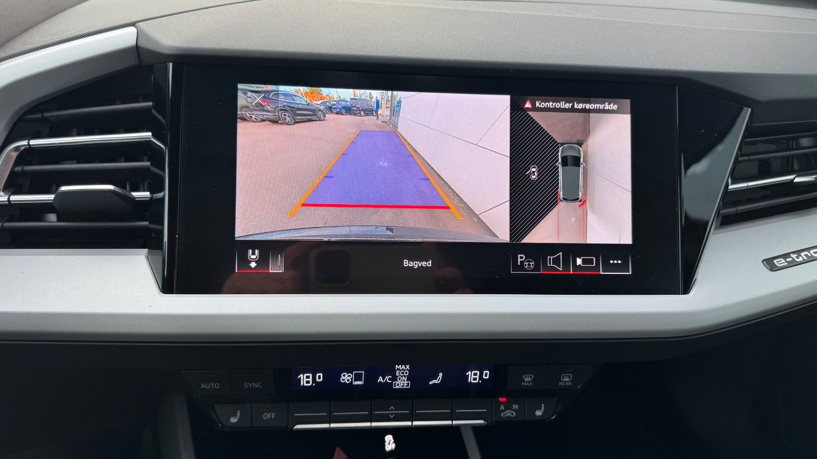 Sort Audi Q4 e-tron fra 2024