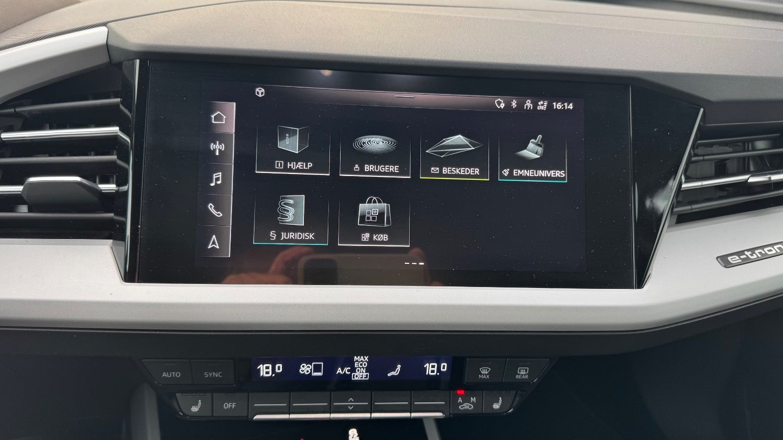 Sort Audi Q4 e-tron fra 2024