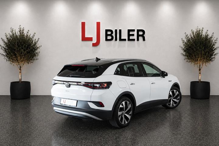 Hvid VW ID.4 fra 2021