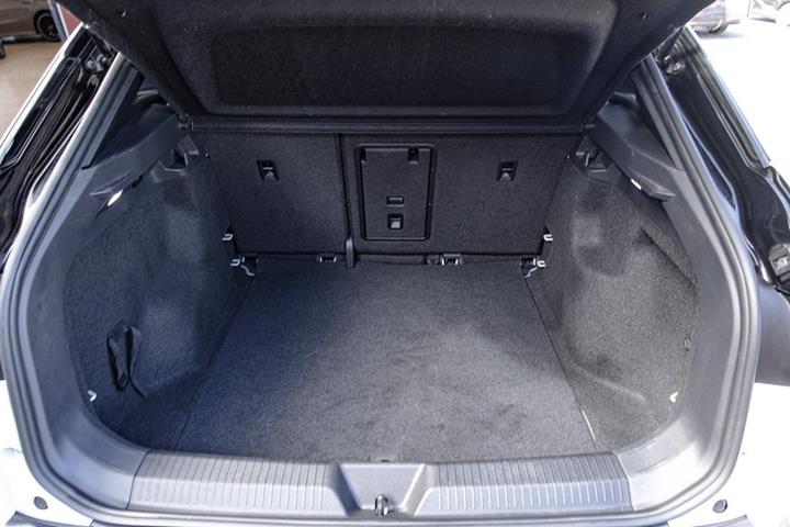 Hvid VW ID.4 fra 2021