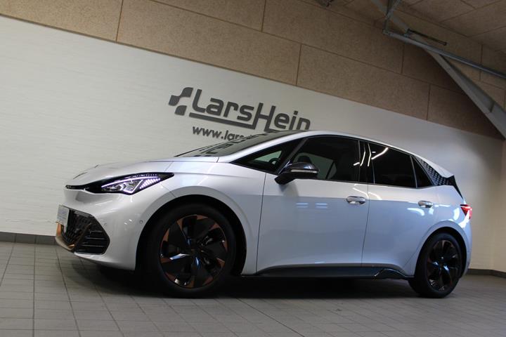 Sølv Cupra Born fra 2025