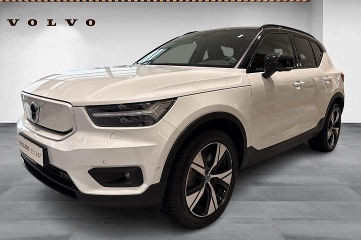 Hvid Volvo XC40 fra 2022