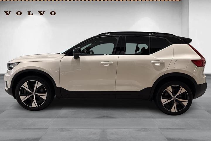 Hvid Volvo XC40 fra 2022