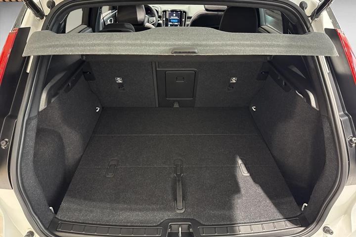 Hvid Volvo XC40 fra 2022