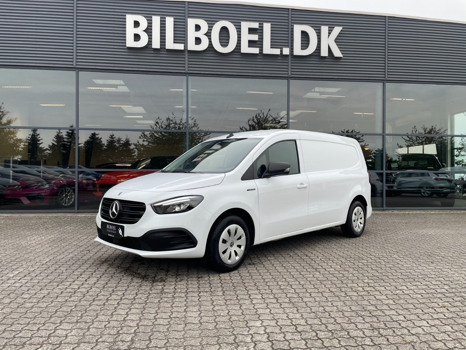 Hvid Mercedes eCitan fra 2023
