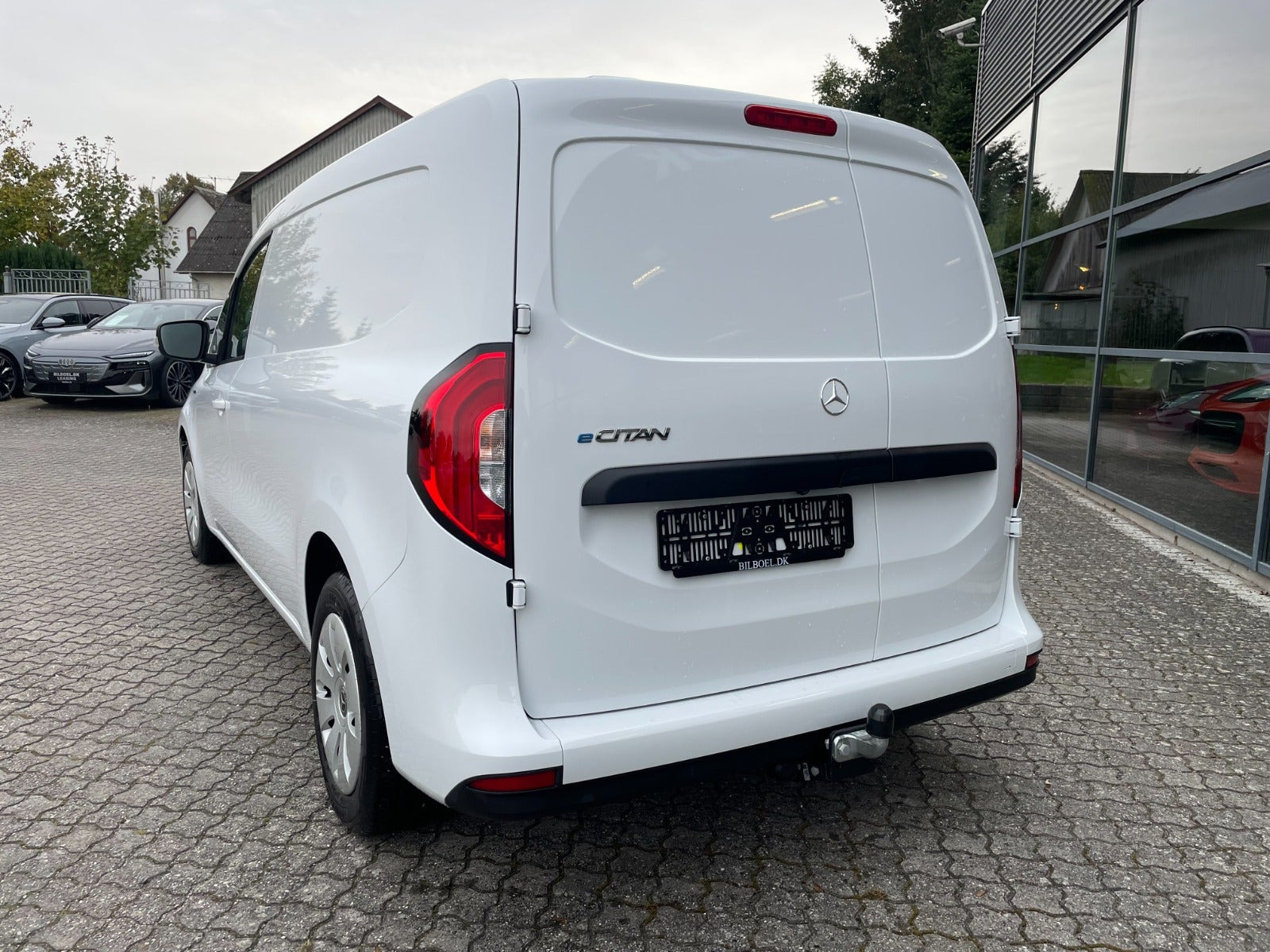 Hvid Mercedes eCitan fra 2023