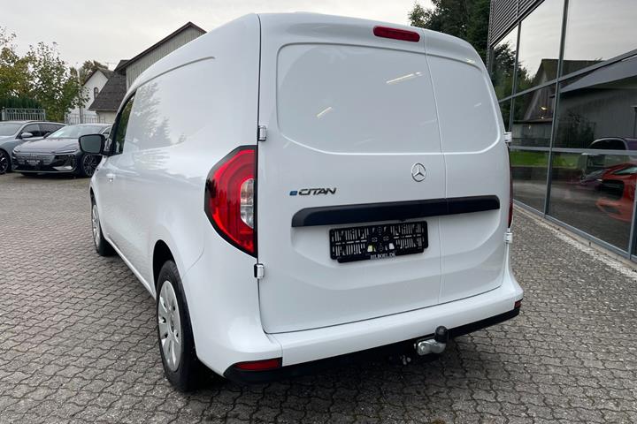 Hvid Mercedes eCitan fra 2023