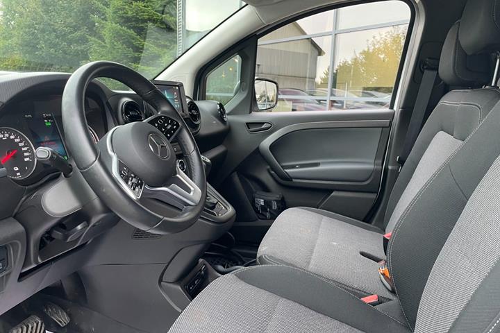 Hvid Mercedes eCitan fra 2023