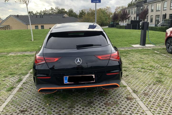 Sort Mercedes CLA fra 2020