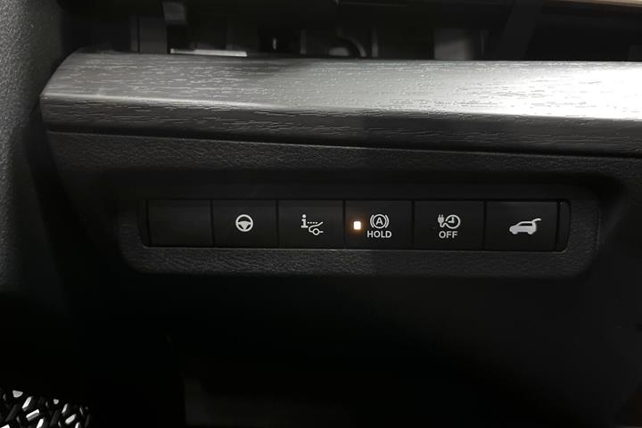 Grå Nissan Ariya fra 2025
