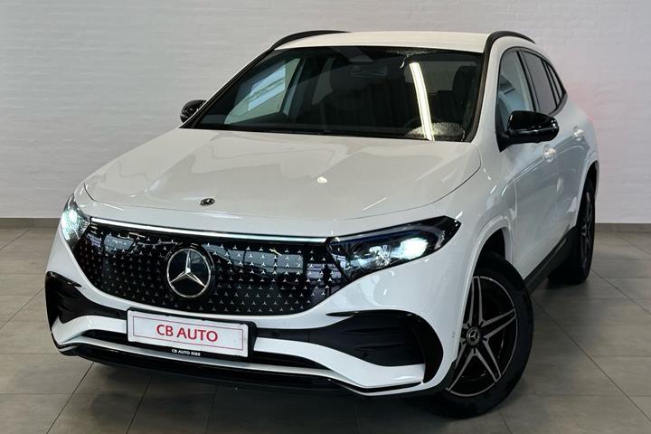 Hvid Mercedes EQA250 fra 2024 set udefra