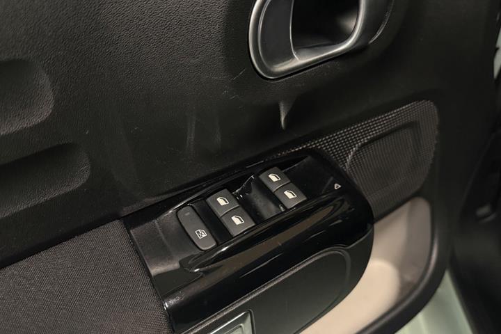 Grøn Citroën C3 fra 2017