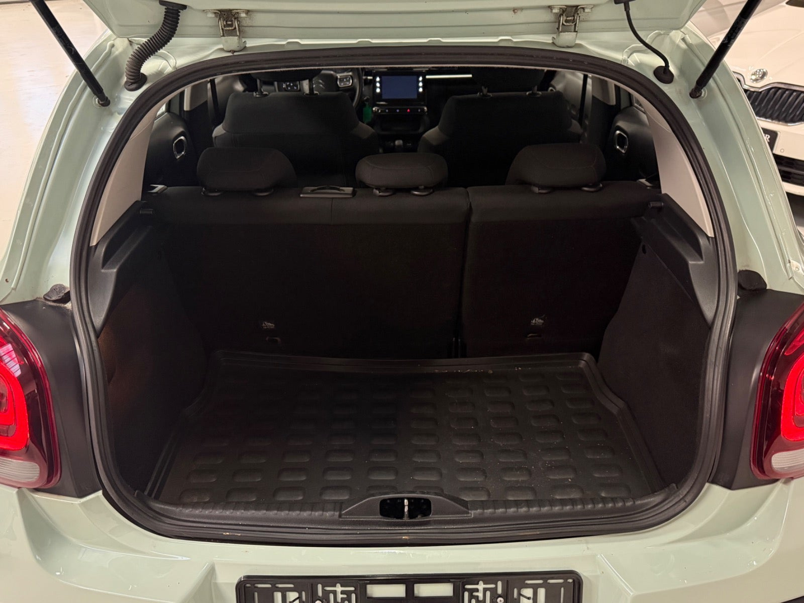 Grøn Citroën C3 fra 2017