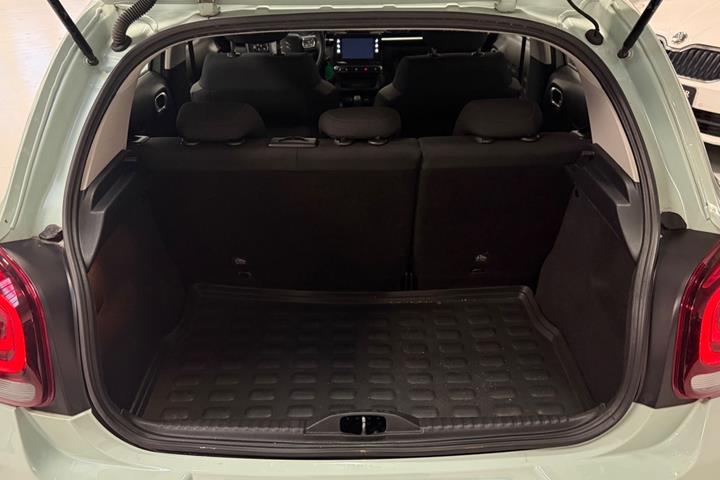 Grøn Citroën C3 fra 2017