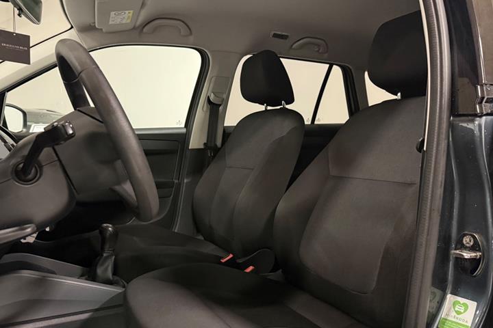 Grøn Skoda Fabia fra 2017