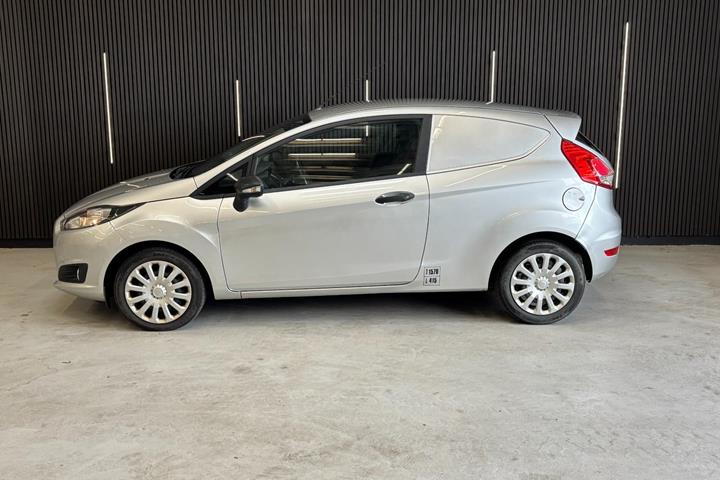 Grøn Ford Fiesta fra 2015