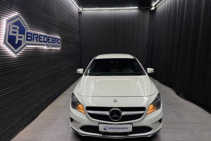 Hvid Mercedes CLA200 d fra 2016