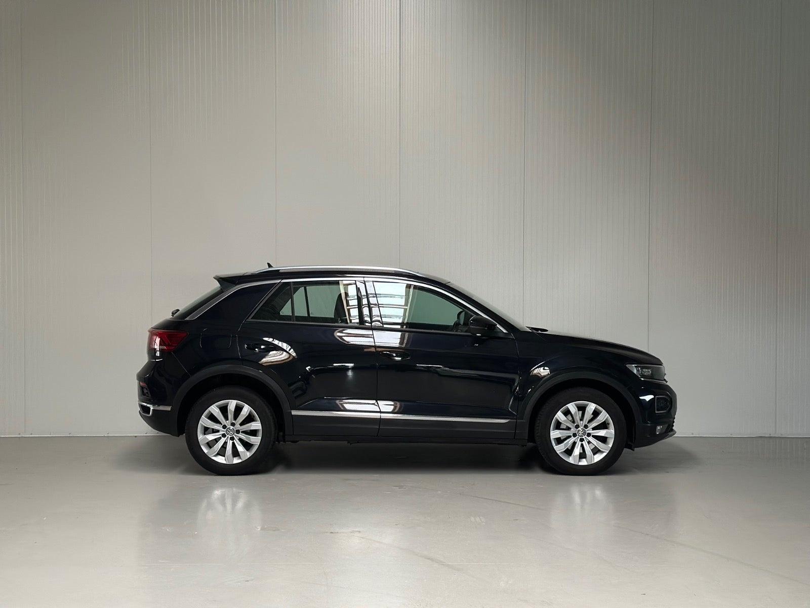 Sort VW T-Roc fra 2018