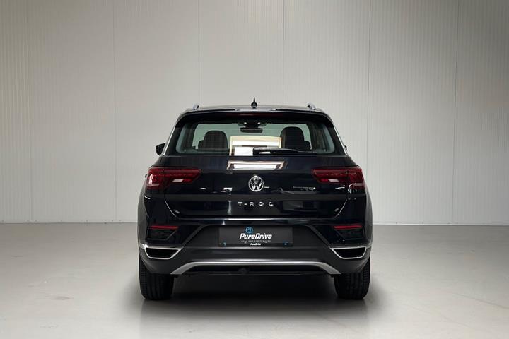 Sort VW T-Roc fra 2018