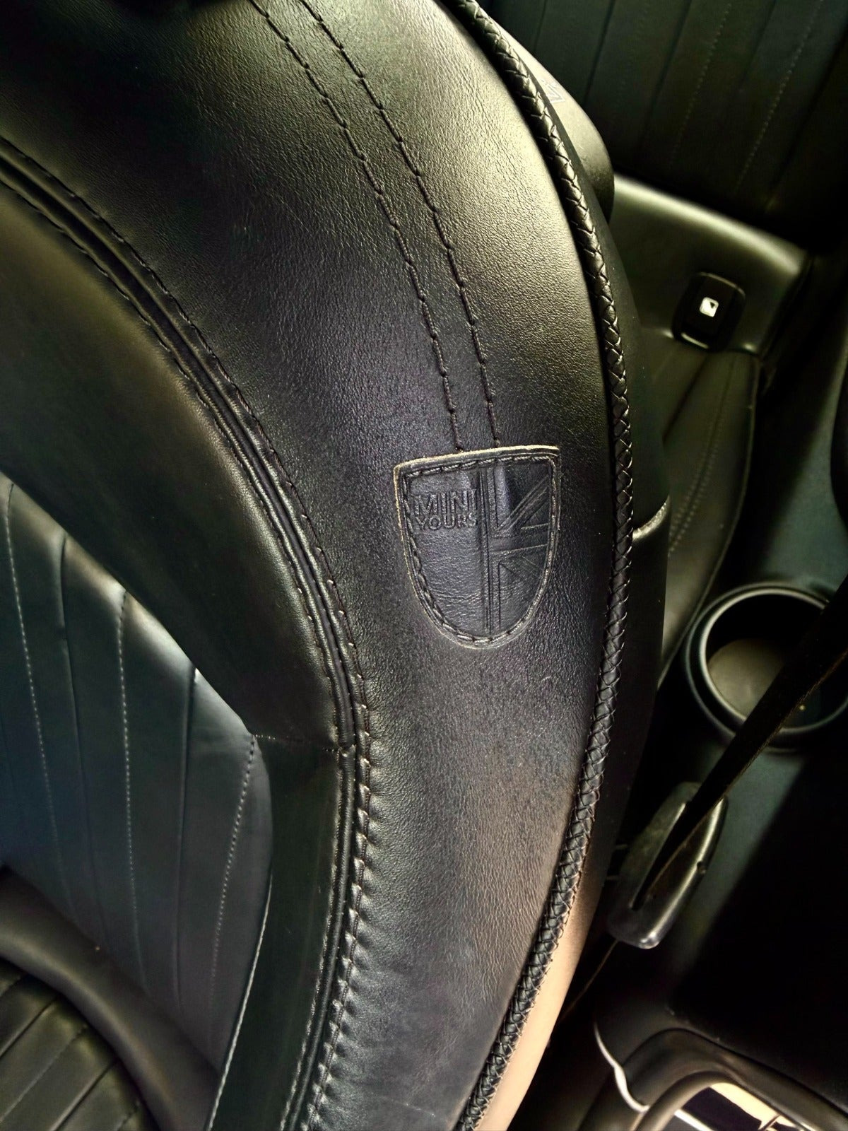 Sort Mini Cooper SE fra 2020