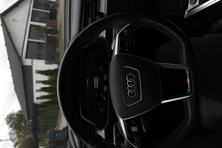undefined Audi e-tron fra 2022