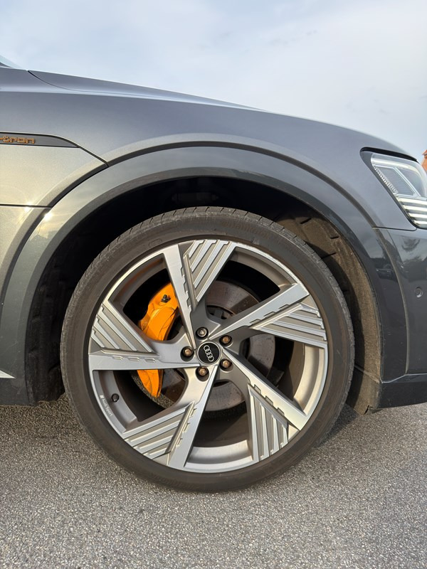 undefined Audi e-tron fra 2022