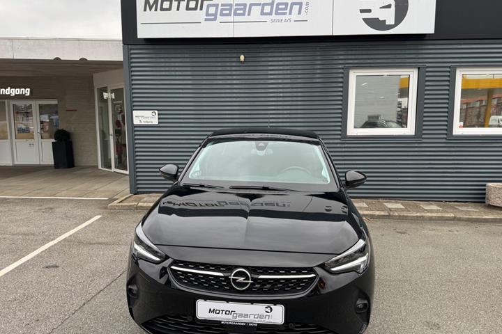 Sort Opel Corsa fra 2021
