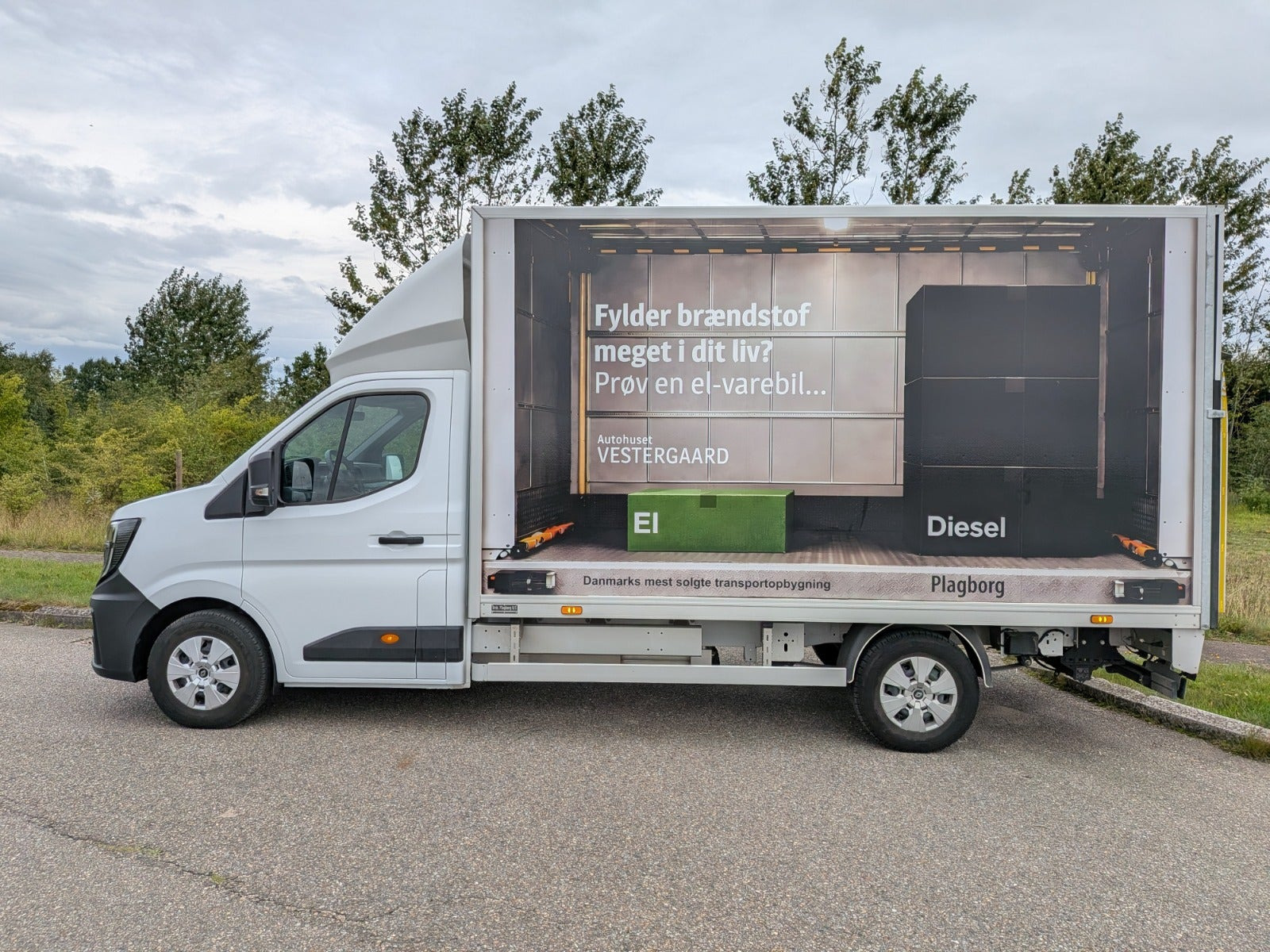 Hvid Renault Master V T40 fra 2026