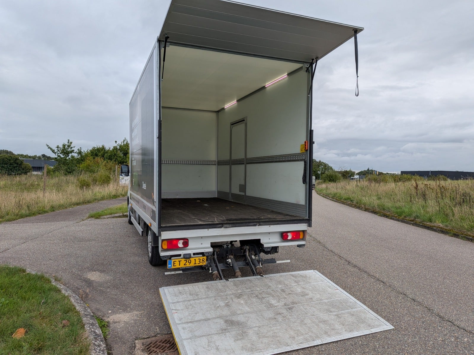 Hvid Renault Master V T40 fra 2026