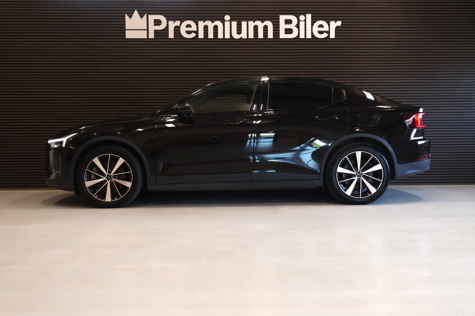 Sort Polestar 2 fra 2022