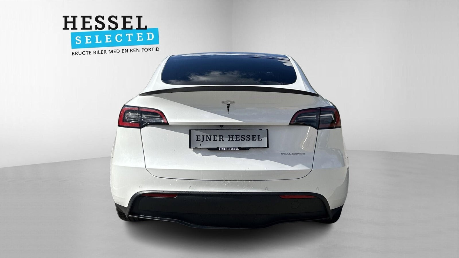 Hvid Tesla Model Y fra 2022